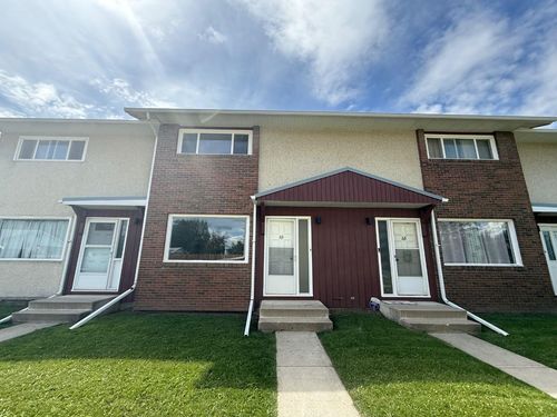 36-441 Switzer Drive, Hinton, AB, T7V1Z7 | Card Image