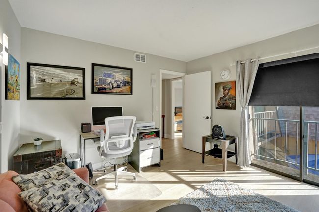 804 Waterview Dr, Condo with 3 bedrooms, 3 bathrooms and null parking in Palm Springs FL | Image 28