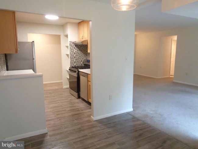 APT-104 - 1954 Kennedy Dr, Condo with 2 bedrooms, 1 bathrooms and null parking in MCLEAN VA | Image 8