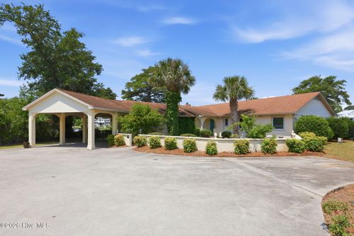 220 Club Point Dr, Cape Carteret, NC, 28584-9733 | Card Image