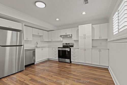 3387 Cardinal Dr, Niagara Falls, ON, L2H3A6 | Card Image