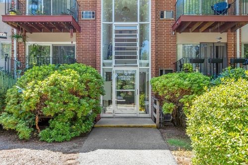 apt-8-11 Crescent Dr, Andover, MA, 01810-1532 | Card Image