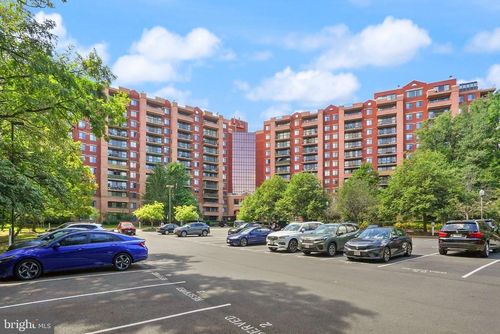apt-217-2230 George C Marshall Dr, FALLS CHURCH, VA, 22043-2571 | Card Image