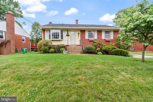 6510 100th Ave, Lanham, MD, 20706-2646 | Card Image