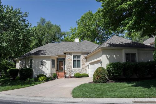 9118 Walmer St, Overland Park, KS, 66212-1383 | Card Image