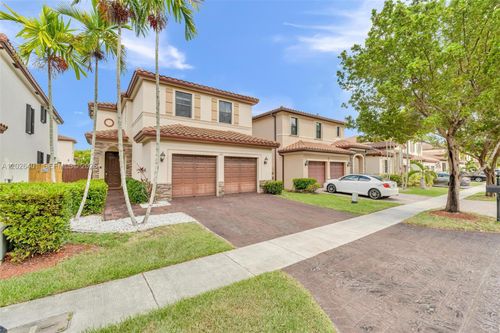 0-581 Se 34th Ter, Homestead, FL, 33033-7494 | Card Image