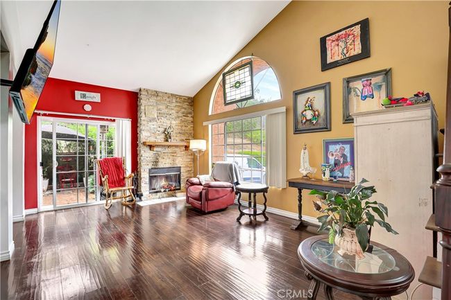 Living Room | Image 5
