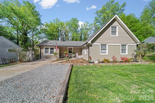 421 Tywood St Ne, Lenoir, NC, 28645-4420 | Card Image