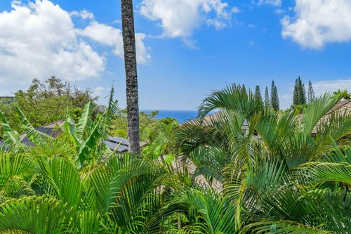 3675 Albert Rd, PRINCEVILLE, HI, 96722-5304 | Card Image