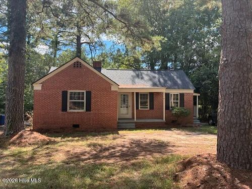 617 Fairfax Ave Ne, Wilson, NC, 27893-3136 | Card Image
