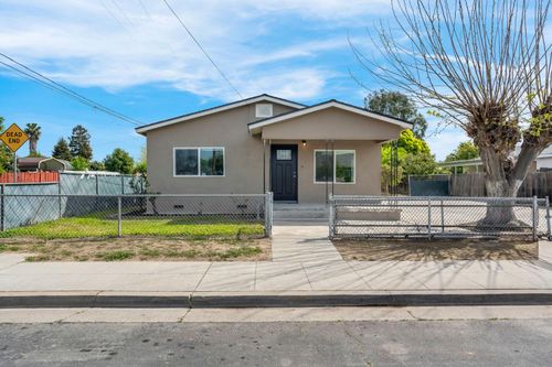 914 Clinton St, Madera, CA, 93638-3443 | Card Image