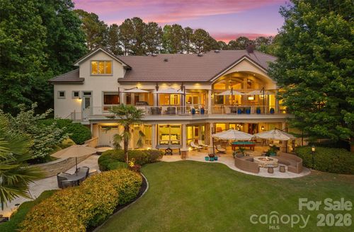 461 Kemp Rd, Mooresville, NC, 28117-6622 | Card Image