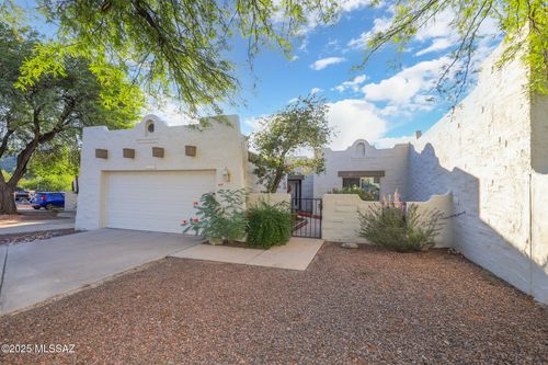 7426 E Serenity Lane, Tucson, AZ, 85750 | Card Image
