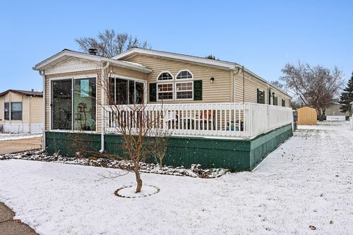 5552 Goldenrod Street, Kalamazoo, MI, 49009 | Card Image