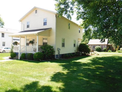 229 Spruce St, Zelienople, PA, 16063-1809 | Card Image