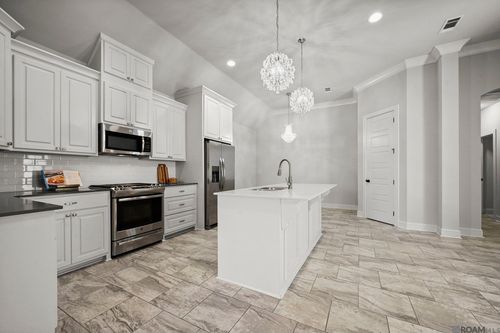 6544 Oak Garden Dr, Baton Rouge, LA, 70817-5806 | Card Image