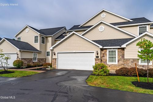 9 Davis Ct, Albany, NY, 12208-1203 | Card Image