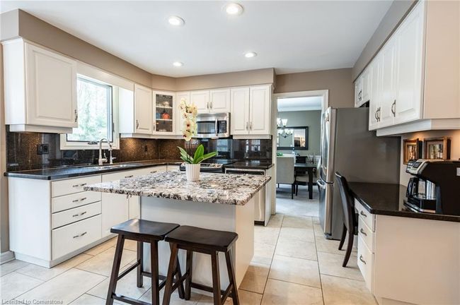 27 Gladiola Dr, House other with 5 bedrooms, 4 bathrooms and 14 parking in Carlisle ON | Image 10