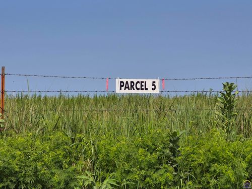 Parcel 5 Nw Jennings Rd, Topeka, KS, 66618 | Card Image
