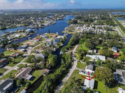 Beautiful lot and large mobile with waterview | Image 1