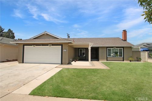 2117 Catalina Dr, Santa Ana, CA, 92705 | Card Image