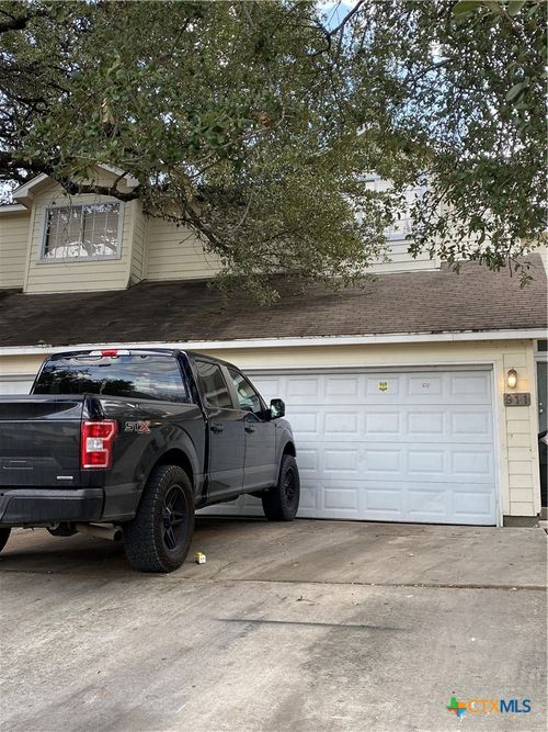 911 Sagewood Trl, San Marcos, TX, 78666-2267 | Card Image