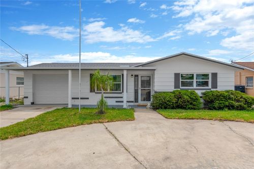 13612 Veronica Dr, HUDSON, FL, 34667-1573 | Card Image