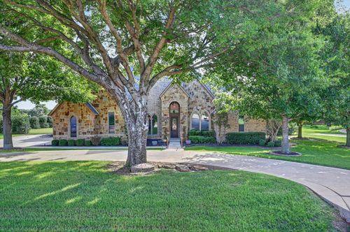 2313 Sandstone Ct, Burleson, TX, 76028-1069 | Card Image