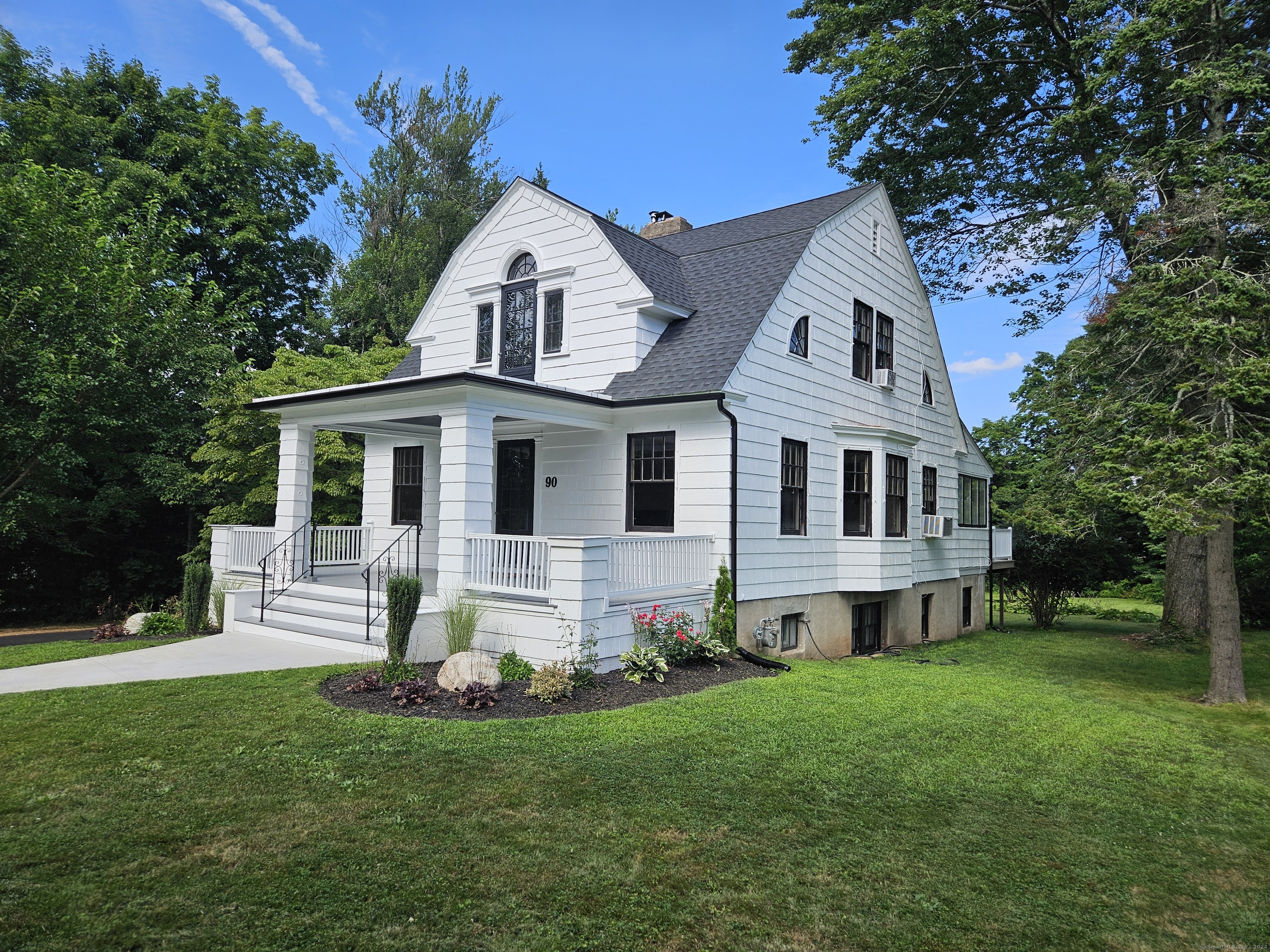 Mountain Terrace Rd, West Hartford, CT 06107