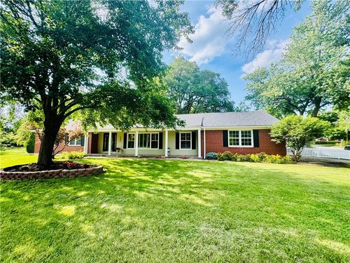 1003 W 1st St, Maryville, MO, 64468-2001 | Card Image