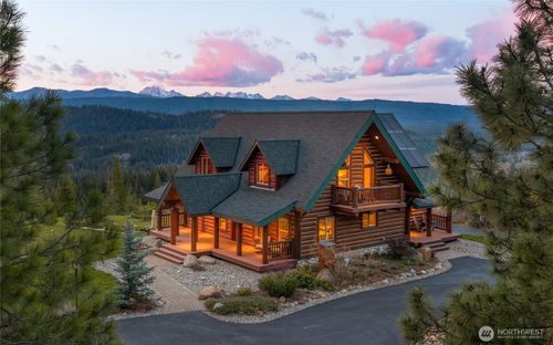 771 Whisper Creek Dr, Cle Elum, WA, 98922-9584 | Card Image