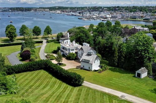 2 Harbor View Dr, Newport, RI, 02840-3820 | Card Image