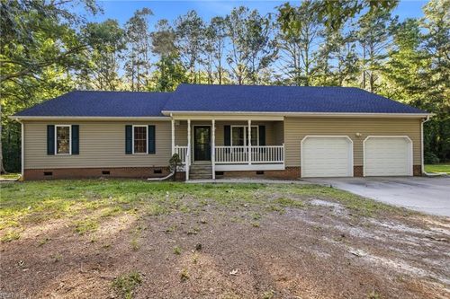 104 Robin Dr, South Mills, NC, 27976-9432 | Card Image