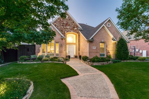 1604 Mcgreg Ln, Carrollton, TX, 75010-3238 | Card Image