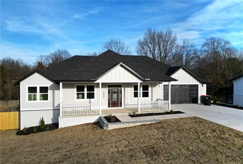 1405 Overo Cir, Springdale, AR, 72762-2131 | Card Image