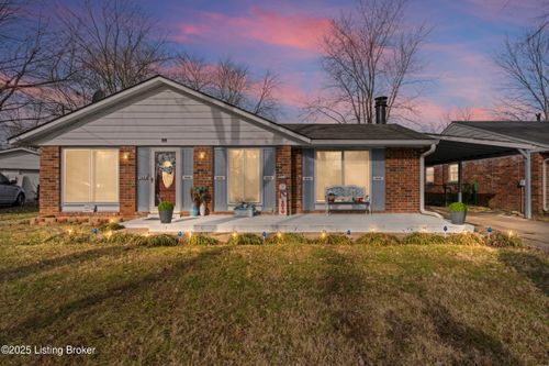 5604 Riata Ct, Louisville, KY, 40218-4318 | Card Image