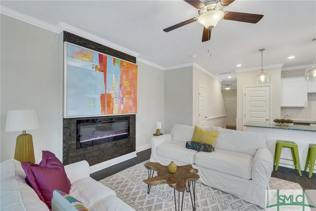 Photo is of another unit and does not represent the design selections in all units. | Image 12