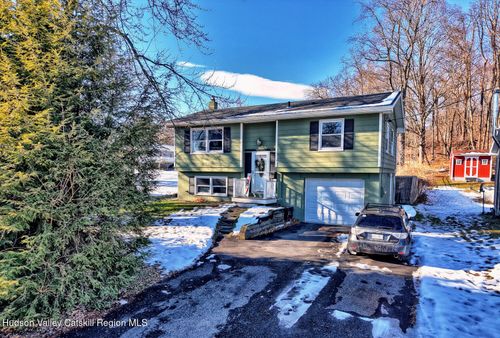 52 N Franklin St, Athens, NY, 12015-1132 | Card Image