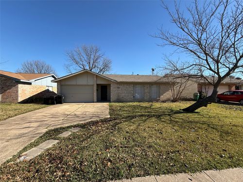 1334 Rutherford Dr, Mesquite, TX, 75149-6226 | Card Image