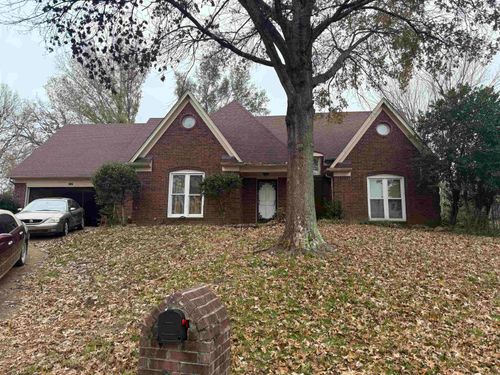 2647 Cross Vine Cv S, Cordova, TN, 38016-8460 | Card Image