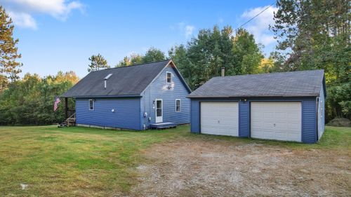 124 Chick Rd, New Portland, ME, 04961-3835 | Card Image