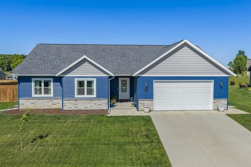 2055 Willow Run, Reedsburg, WI, 53959-2548 | Card Image