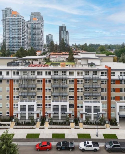 416-13258 105 Ave, Surrey, BC, V3T1Z1 | Card Image