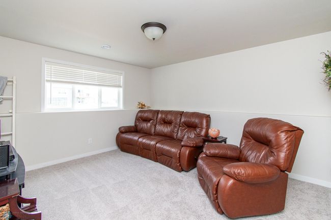 Family Room | Image 37
