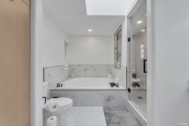 1543 Jefferson Ave, House other with 6 bedrooms, 5 bathrooms and 4 parking in West Vancouver BC | Image 19