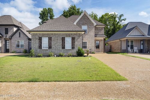 5252 Watson View Dr, Nesbit, MS, 38651-2610 | Card Image