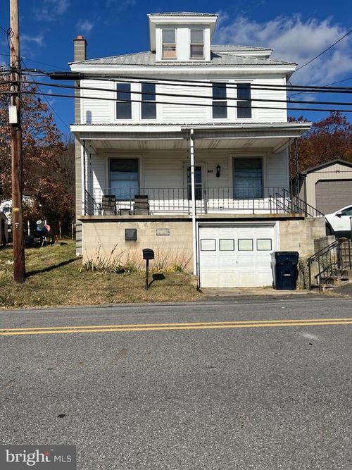 451 Main St, ASHLAND, PA, 17921-9216 | Card Image
