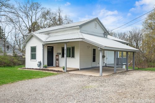 816 W Montcalm St, Greenville, MI, 48838-1546 | Card Image