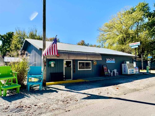 3774 N Barbee Rd, Warsaw, IN, 46582-6695 | Card Image