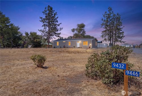 9432 Road J.3 Nw, Quincy, WA, 98848-9178 | Card Image